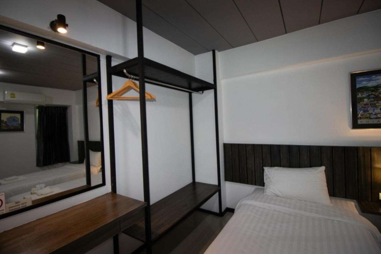 The 168 Gallery Residence And Hotel Chiang Mai Exterior photo