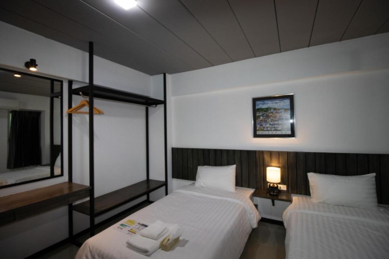The 168 Gallery Residence And Hotel Chiang Mai Exterior photo