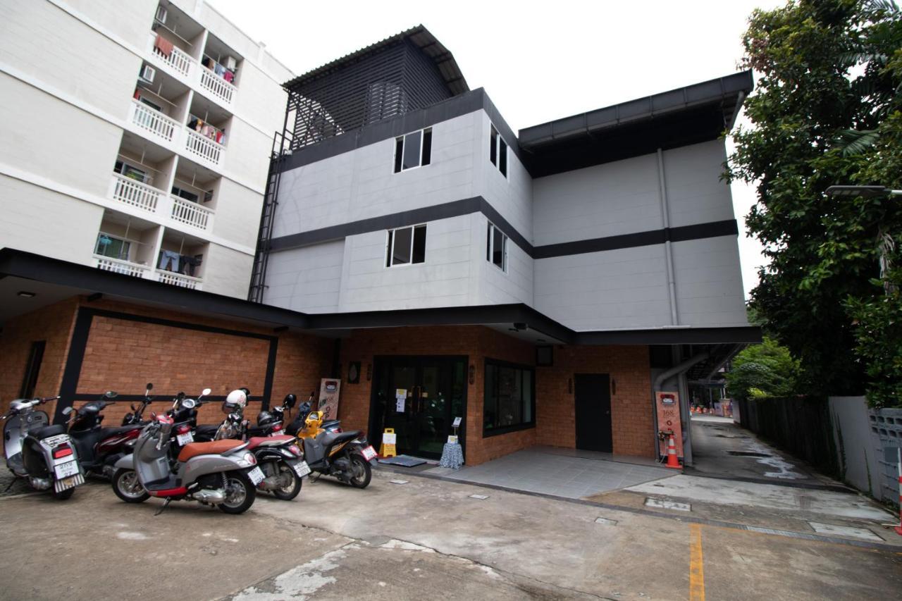The 168 Gallery Residence And Hotel Chiang Mai Exterior photo