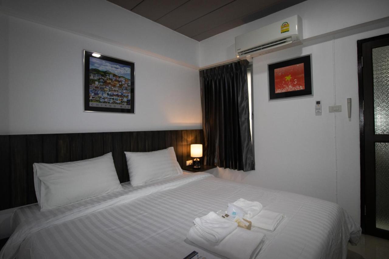 The 168 Gallery Residence And Hotel Chiang Mai Exterior photo