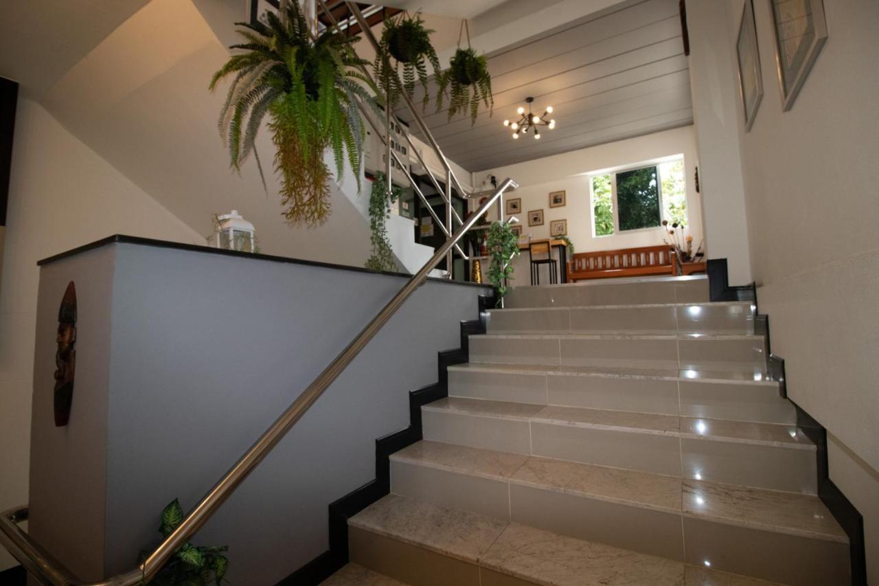 The 168 Gallery Residence And Hotel Chiang Mai Exterior photo