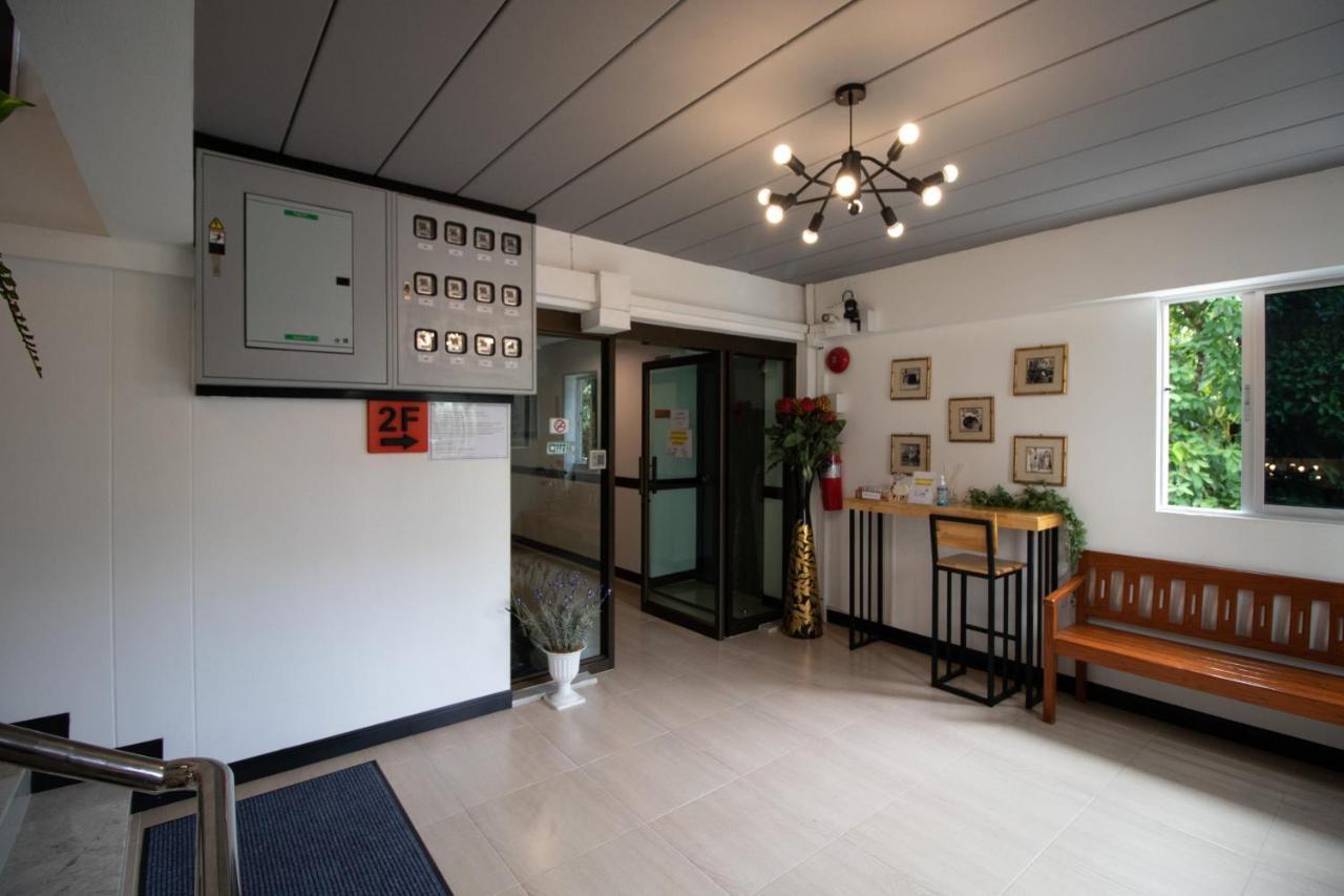The 168 Gallery Residence And Hotel Chiang Mai Exterior photo